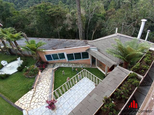 Casa para Venda em Campos do Jordão - 4
