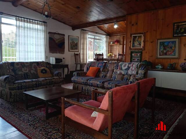 Casa para Venda em Campos do Jordão - 4
