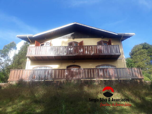 #200 - Casa para Venda em Campos do Jordão - SP